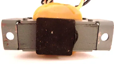 NEW COIL H60349-100 33090 WITH BRACKET