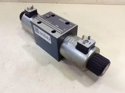 USED BOSCH 0 810 001 701