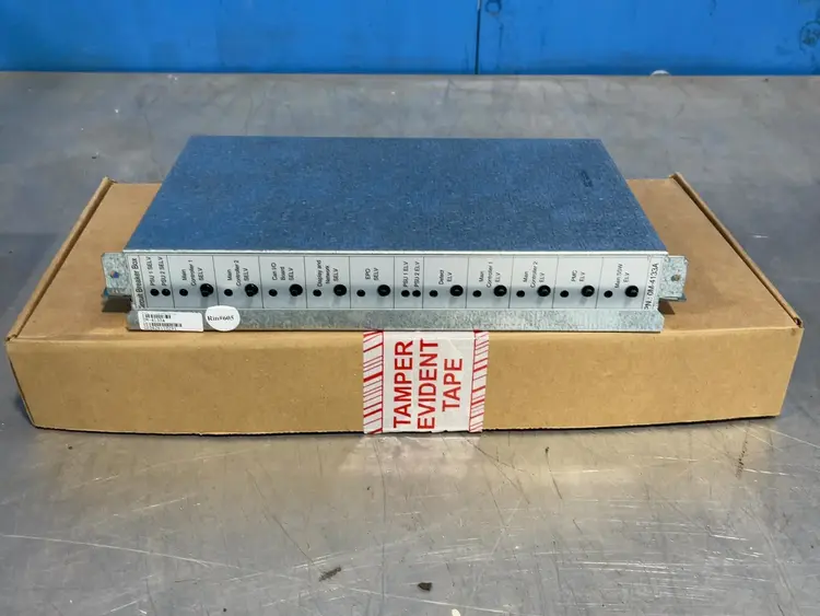 Used 2010 APC 0M4133A Circuit Breakers Ohio US | HGR 24 #1175565