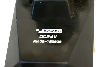 NEW VICKERS DG4V-5-2A-M-P7L-H-7-40 CONTROL VALVE DG4V52AMP7LH740