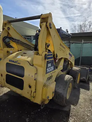 USED 2005 KOMATSU SK1026-5N