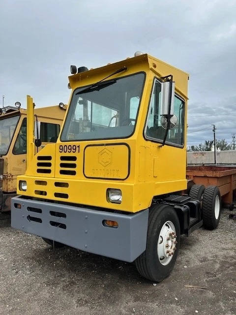 Used 2006 CAPACITY YARD MULE Tow Tractors Florida US | USA Transequipment #1542533
