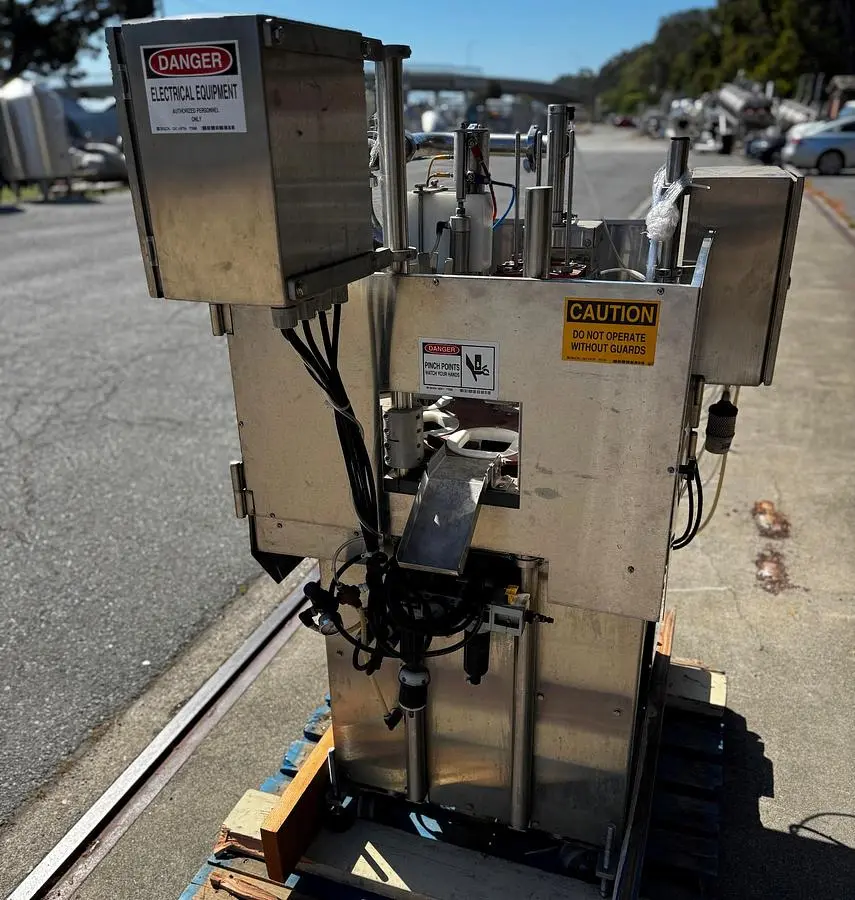 USED T.D. SAWVEL CO., INC. O111R-PF