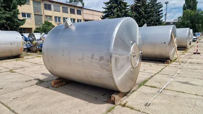 Hoeksma & Velt 6,000 Litre Stainless Steel Tanks | Perry Equipment (6)
