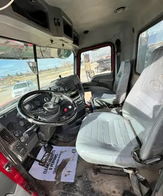 Used 2011 MACK PINNACLE CHU613 Conventional trucks Utah US | Proxy Equipment #1385323