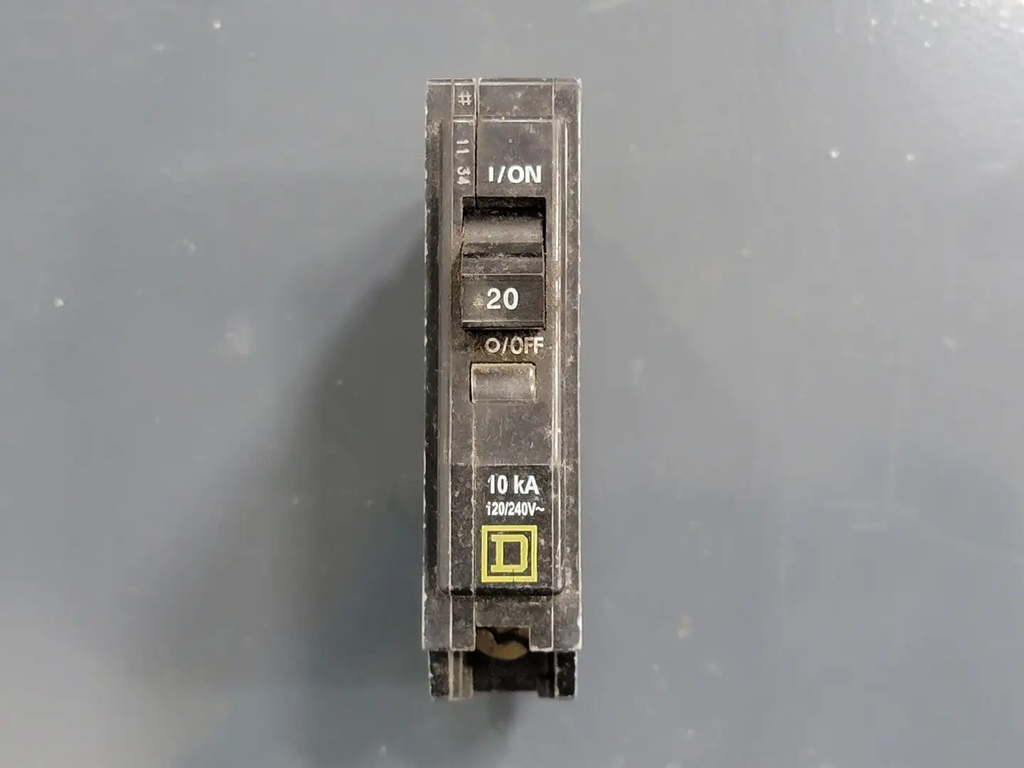 USED SQUARE D QOB120
