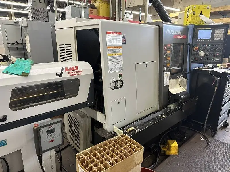 USED 2008 DOOSAN LYNX 200LC