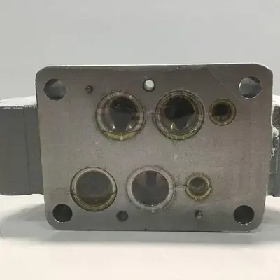 USED TOKIMEC DG4V-3-6C-M-P7-H-7-52 PV