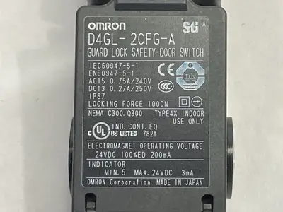 USED OMRON GUARD LOCK SAFETY-DOOR SWITCH INTERLOCK