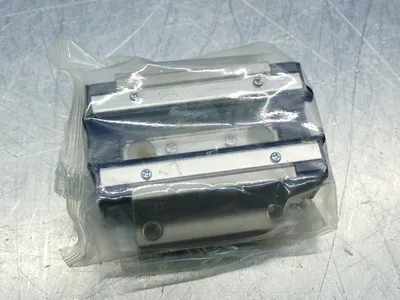 NEW THK HSR20