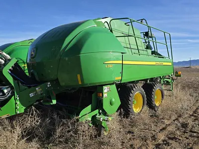 USED 2022 JOHN DEERE L341