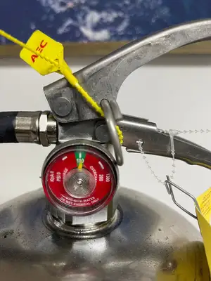 Used K-Guard Ansul 434909 K01-3 K-Guard Fire Extinguisher, 1.6 gal Class K Fire Extinguishers Illinois US | Falcon Restaurant Supply #1375525