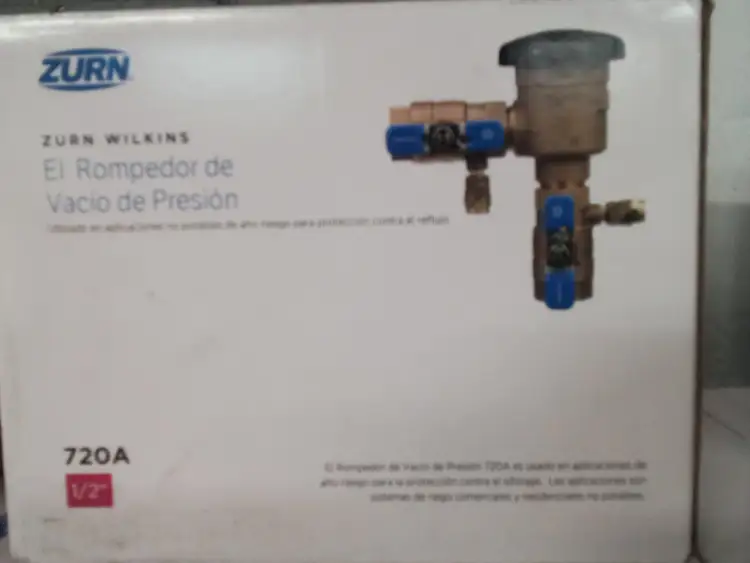 Used Zurn Zurn 720A 1 /2" 150PSI Pressure Vacuum Breaker - Bronze Plumbing Equipment US | Infinity wholesale & Supply LLC #1305802