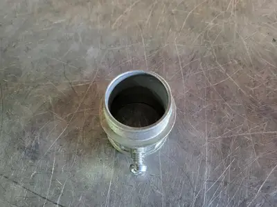 1-1/4" Screw Connector