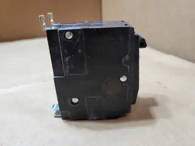 Used SQUARE D QOB230VH Switchgears British Columbia CA | Lenmark #1438421