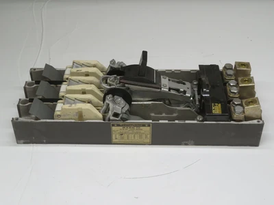 Used WESTINGHOUSE _UNKNOWN_ Circuit Breakers Texas US | OCO Industrial #1700292