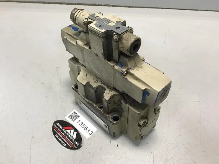 Used VICKERS DG5V-7-33C-T-PL-T-10-JA Valves/Fittings Michigan US | Ideal Machinery #697412
