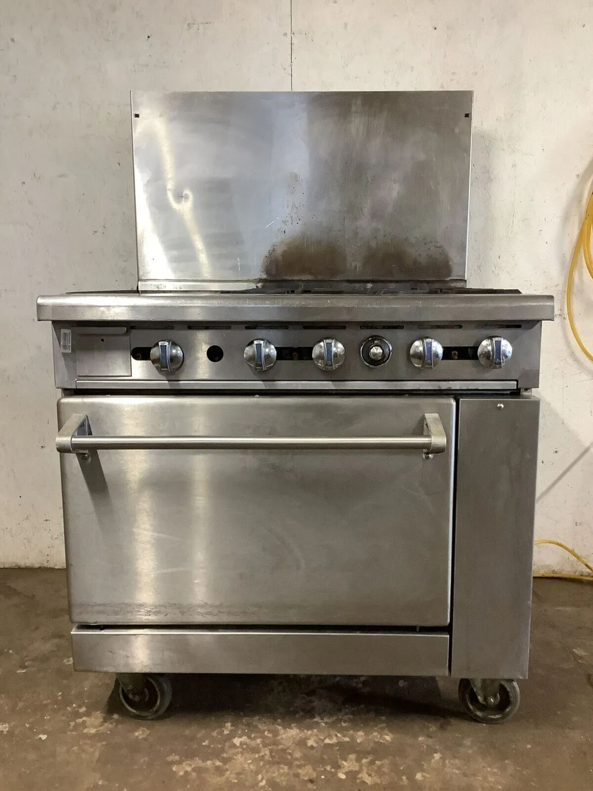 152-0499 Imperial IR-4-G12 Natural Gas 4-Burner 12" Griddle Range/Stove & Oven