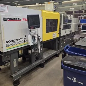 Used 2006 CINCINNATI S2000I-165 Injection Molding Machines Massachusetts US | Hunter Plastics #1567565