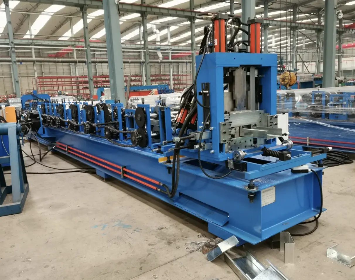 Steel Building Roll Forming Machine in Iran