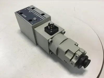 USED BOSCH 0 811 403 001