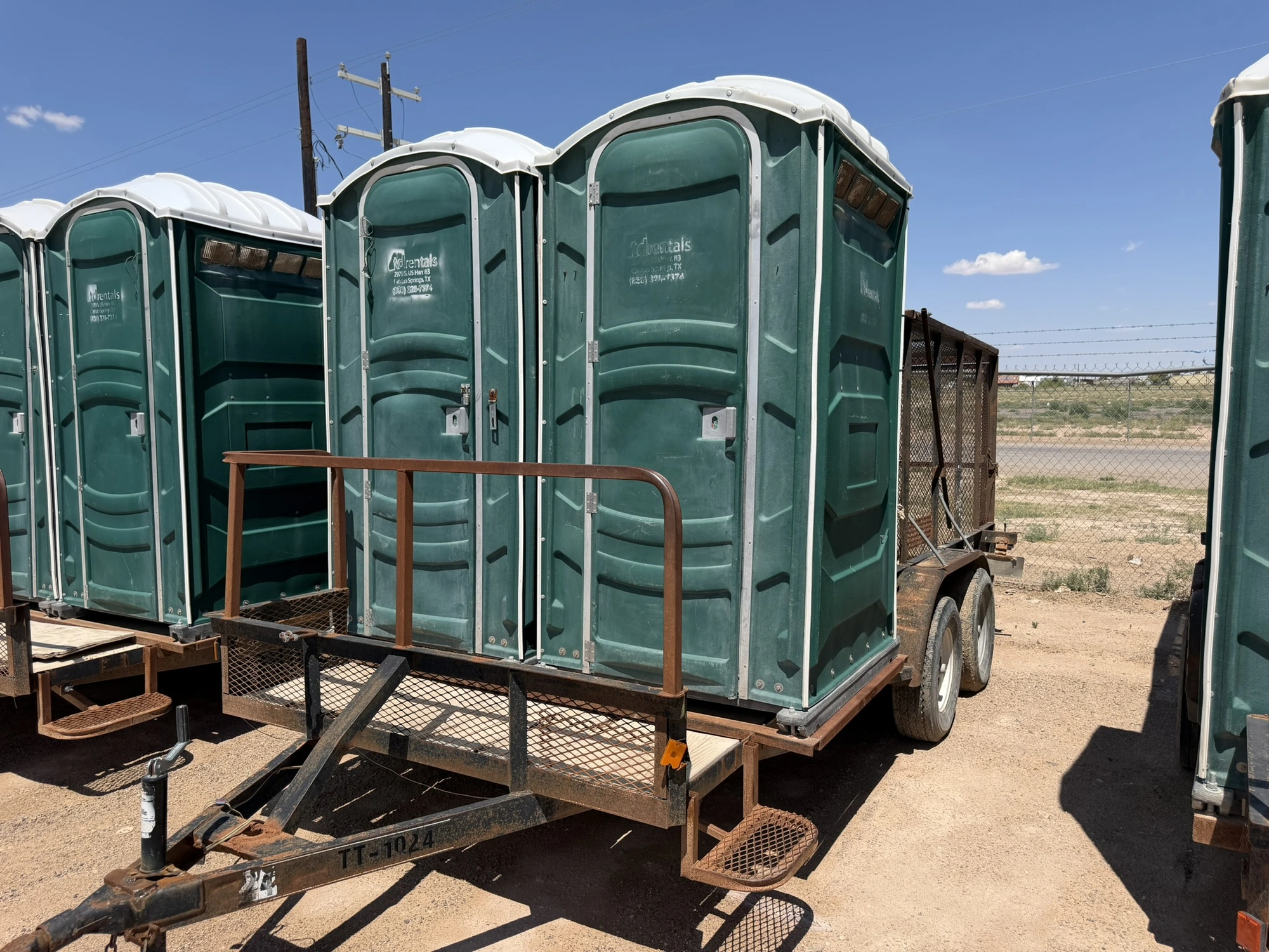 Used 2011 ASSEMBLED TRASH/PORTA JOHN TRAILER Misc Trailers Texas US | Miedema Asset Management Group #1312670