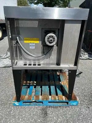 Bakers Pride BCO-G1 Cyclone Full Size Gas Convection Oven Fully Refurbished