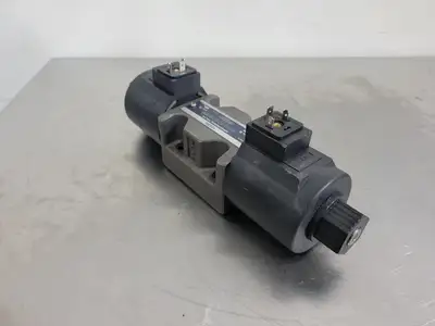 NEW YUKEN DSG-03-3C3-D12-N-5090