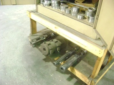 USED 2008 CENTRUY 86H-15