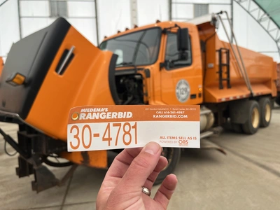 Used 2003 VOLVO VHD 6X4 Dump trucks Michigan US | Miedema Asset Management Group #1414287