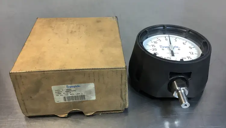 Used SWAGELOK GI Gauge Vacuum Gauges / Controllers South Carolina US | Palmetto Automation #1157998