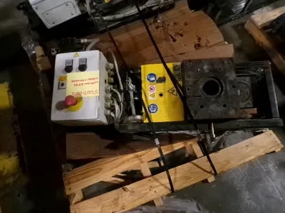 NORDSON EH35 Extrusion Other, Screen Changers - Hydraulic | Mark One Machinery (1)