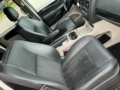 Used 2017 DODGE GRAND CARAVAN Vans Michigan US | Miedema Asset Management Group #1402811