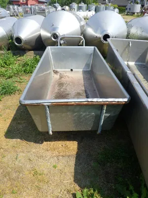 _UNKNOWN_ 750 Litre Cuve en Inox | Perry Equipment (5)