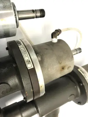 Used Varian Vacuum Valve Assembly Valves/Fittings Michigan US | Maverick Industrial Sales #1396848