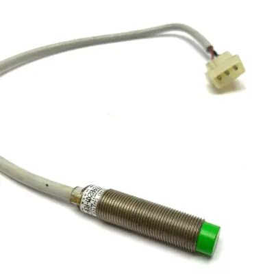 972AB2XM-A3P-L | Honeywell  Micro Switch Inductive Proximity Sensor - Used