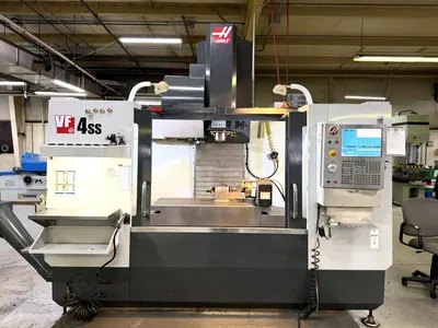 2014 HAAS VF-4SS Vertical Machining Centers CNC | CNC EXCHANGE (2)
