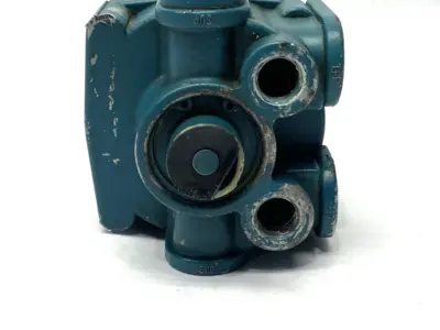 65146X | Relay Valve Replacement for 065146 BP-R1 NEEDS NEW DIAPHRAGM - Used
