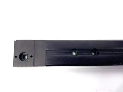 USED DESTACO ROBOHAND PNEUMATIC TELESCOPING LINEAR BASE 13" DAMAGED