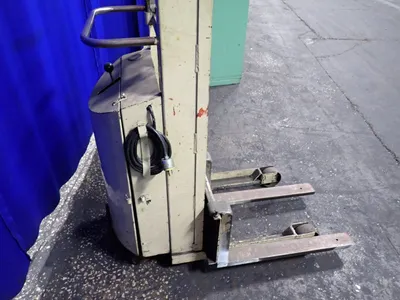 USED LEE ENGINEERING CO. B666