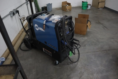 Used MILLER MILLERMATIC 255 Mig Welders Minnesota US | Machinesused.com #1377510