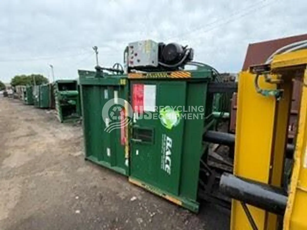 USED HARMONY / BACE TWO (2) HARMONY M60-CB & THREE (3) BACE  V63OCC VERTICAL BALERS