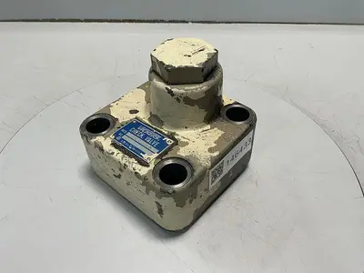 USED VICKERS C5G-825-JA-M