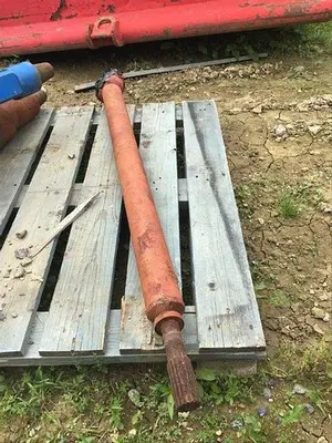 Used CYCLONE 36-R DRIVE SHAFT Construction Equipment Parts Pennsylvania US | East West Machinery & Drilling #1416613