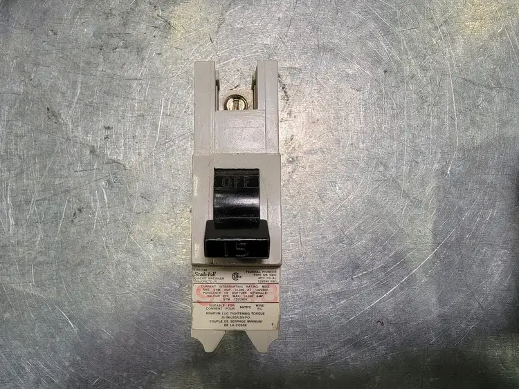 Used FEDERAL PIONEER NB115 Switchgears British Columbia CA | Lenmark #243676