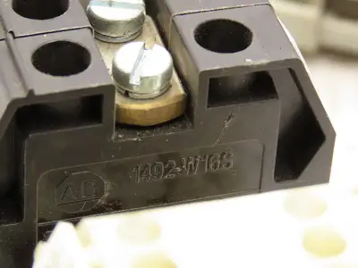 Allen Bradley Sprecher+Schuh Terminal Block Fuse DIN Rail Lot of 120