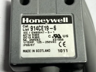 HONEYWELL 914CE196 Limit Switch, Pin Plunger, SPDT, 5 A, 914CE Series