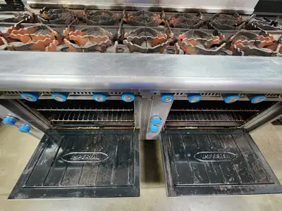 Used Imperial Used Imperial IHR-6 - x2 - 12-Burner Cooktop Range with Standard Oven, Natural Gas Commercial Ranges Illinois US | Falcon Restaurant Supply #1376668