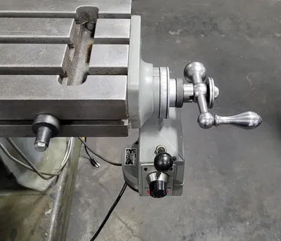 BRIDGEPORT Series 1 3HP Mills, Vertical | Machinery Central (16)