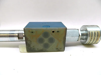 Mannesmann Rexroth 4WE 6 Y2-61/EG24K4QMBG24 SO293 Control Valve